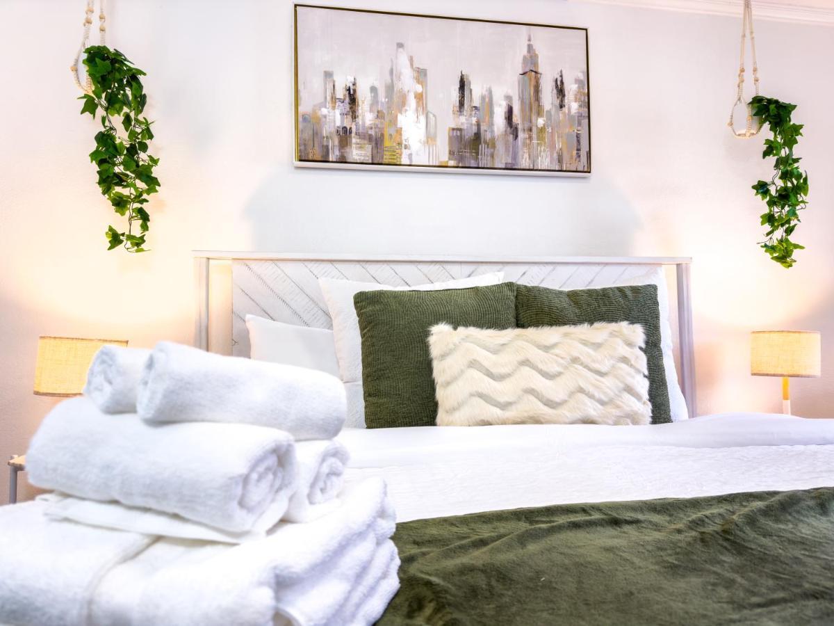 1K Bed Studio Apt With Shared Pool 02 Clearwater Exteriör bild