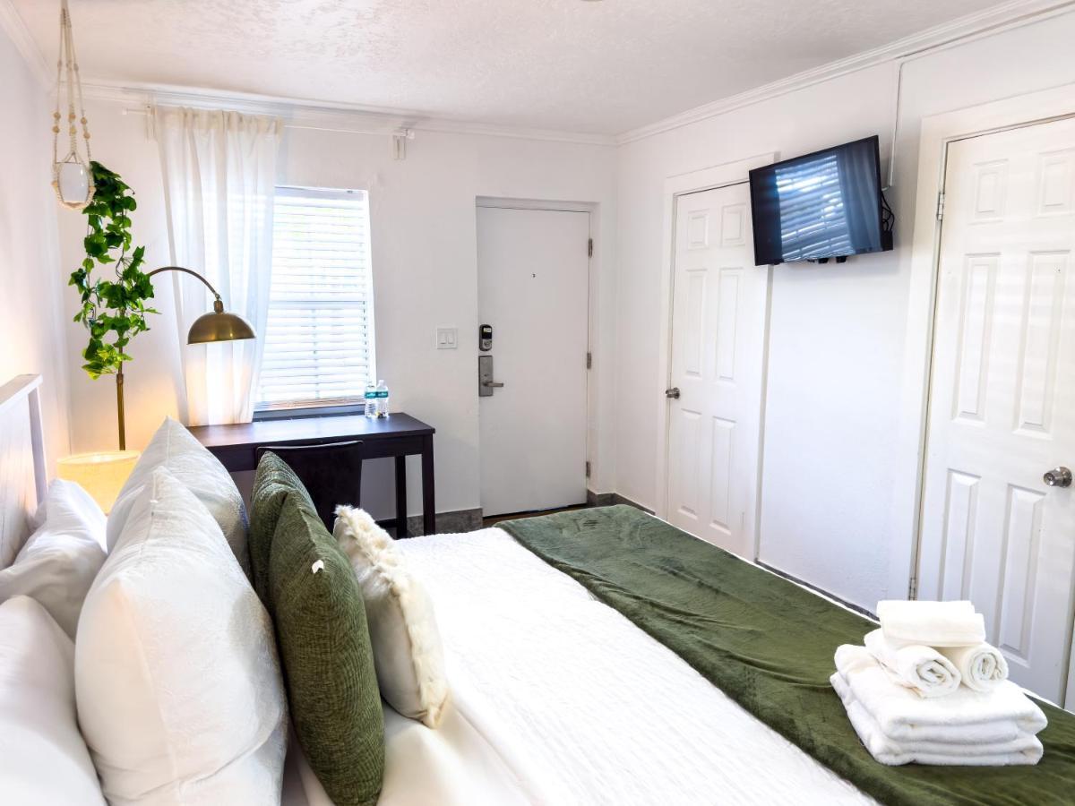 1K Bed Studio Apt With Shared Pool 02 Clearwater Exteriör bild